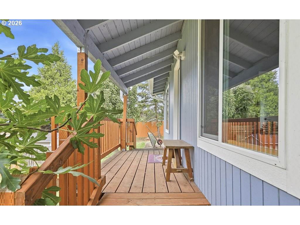 https://bt-photos.global.ssl.fastly.net/portland/orig_boomver_1_320737027-2.jpg