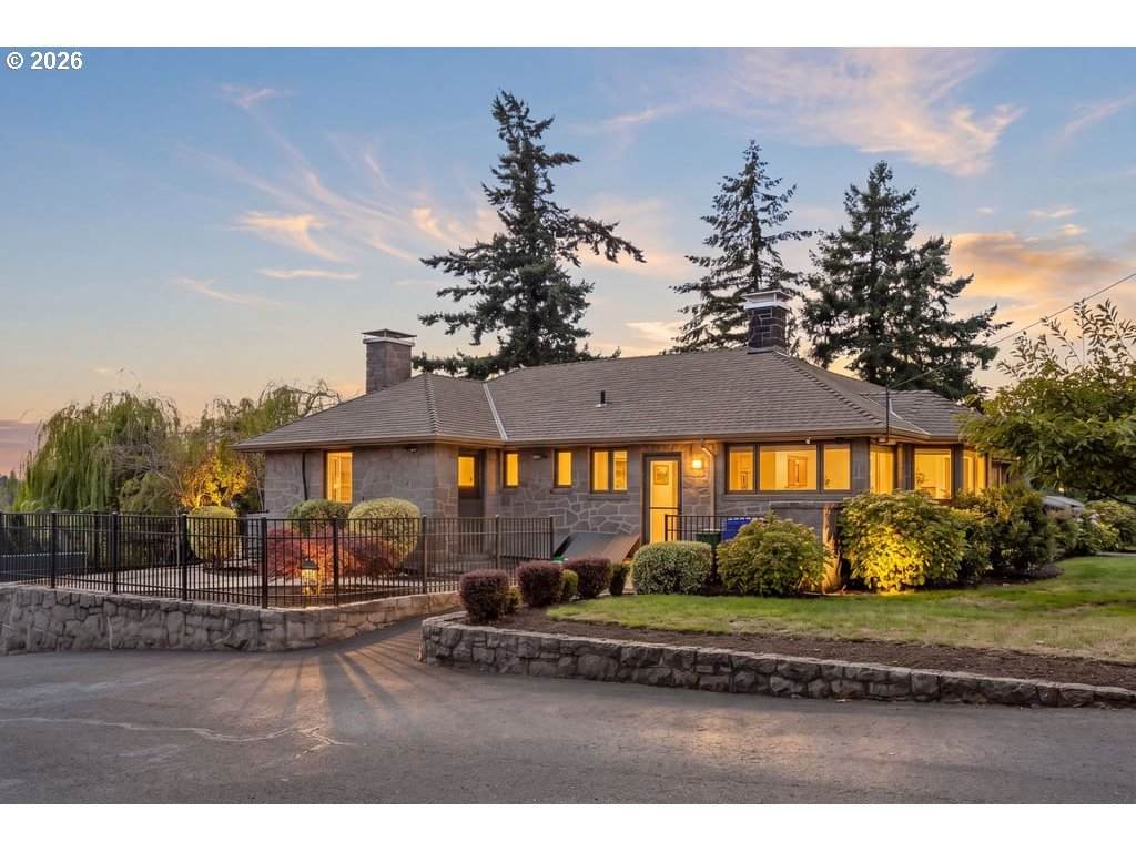 7202 King Rd - Photo 1