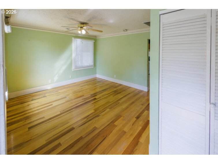 https://bt-photos.global.ssl.fastly.net/portland/orig_boomver_1_341465017-2.jpg
