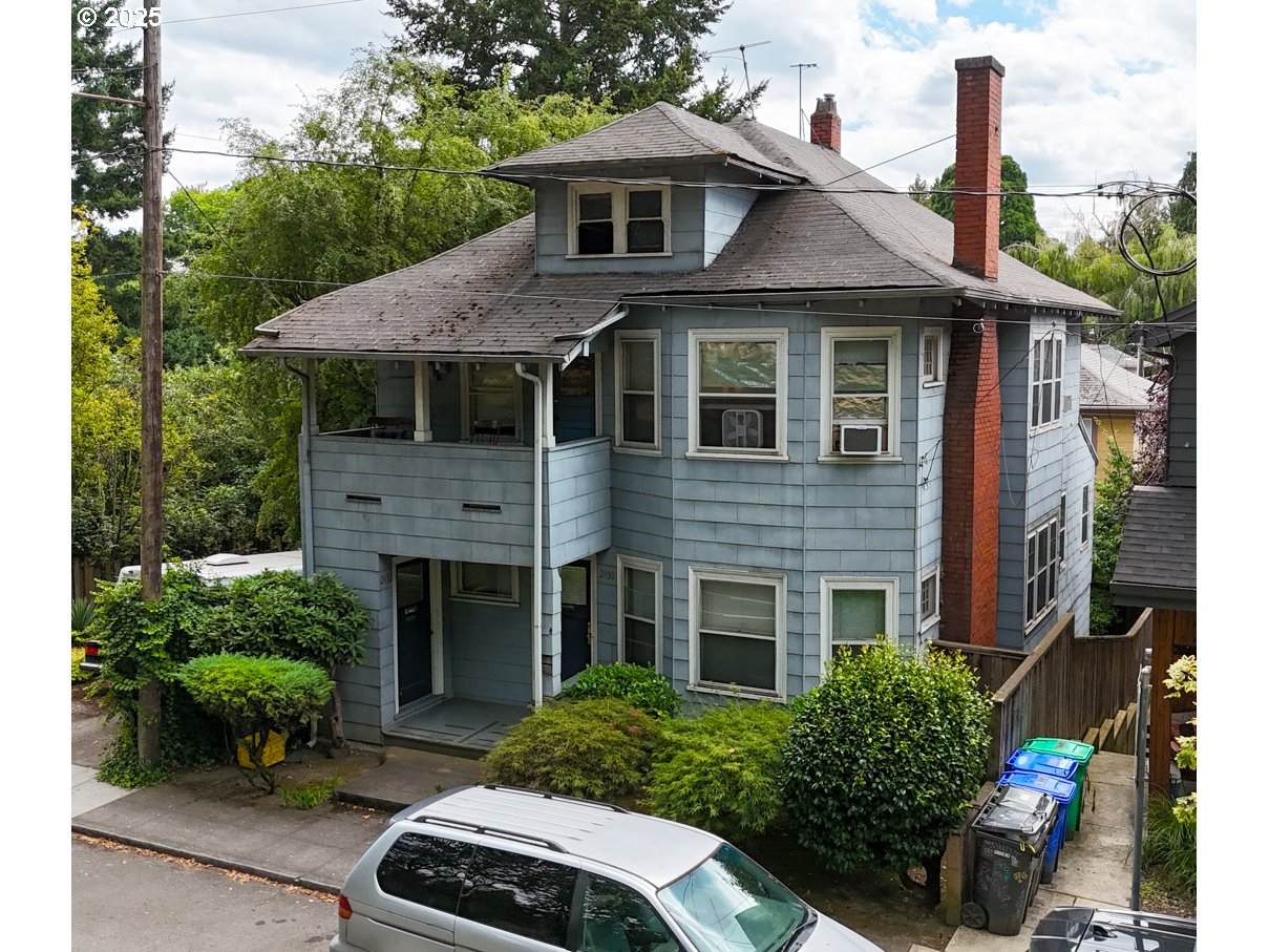 2430 Morrison St - Photo 1