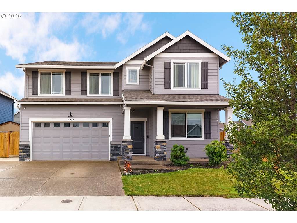 4910 Armstrong Ave - Photo 1