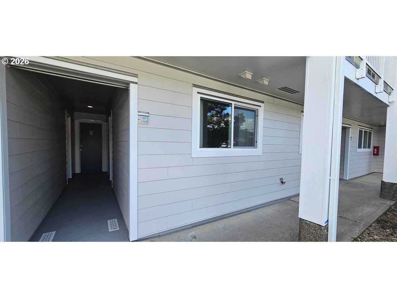 1415 31ST Pl - Photo 1