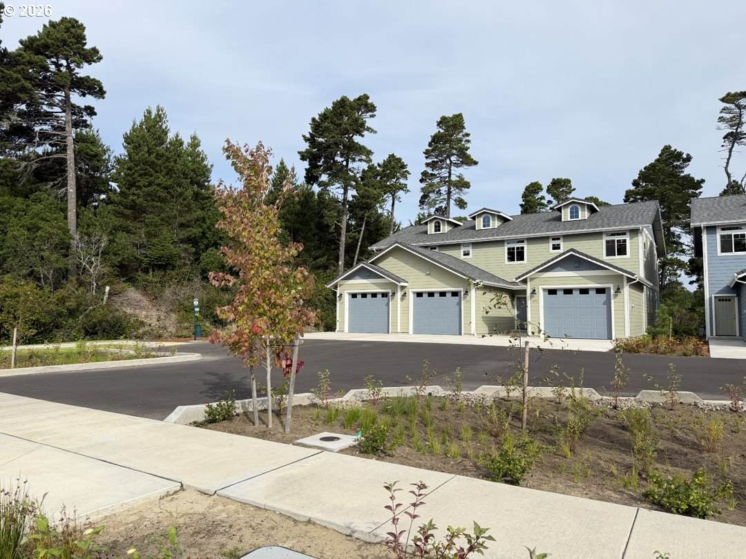 https://bt-photos.global.ssl.fastly.net/portland/orig_boomver_1_375704190-2.jpg