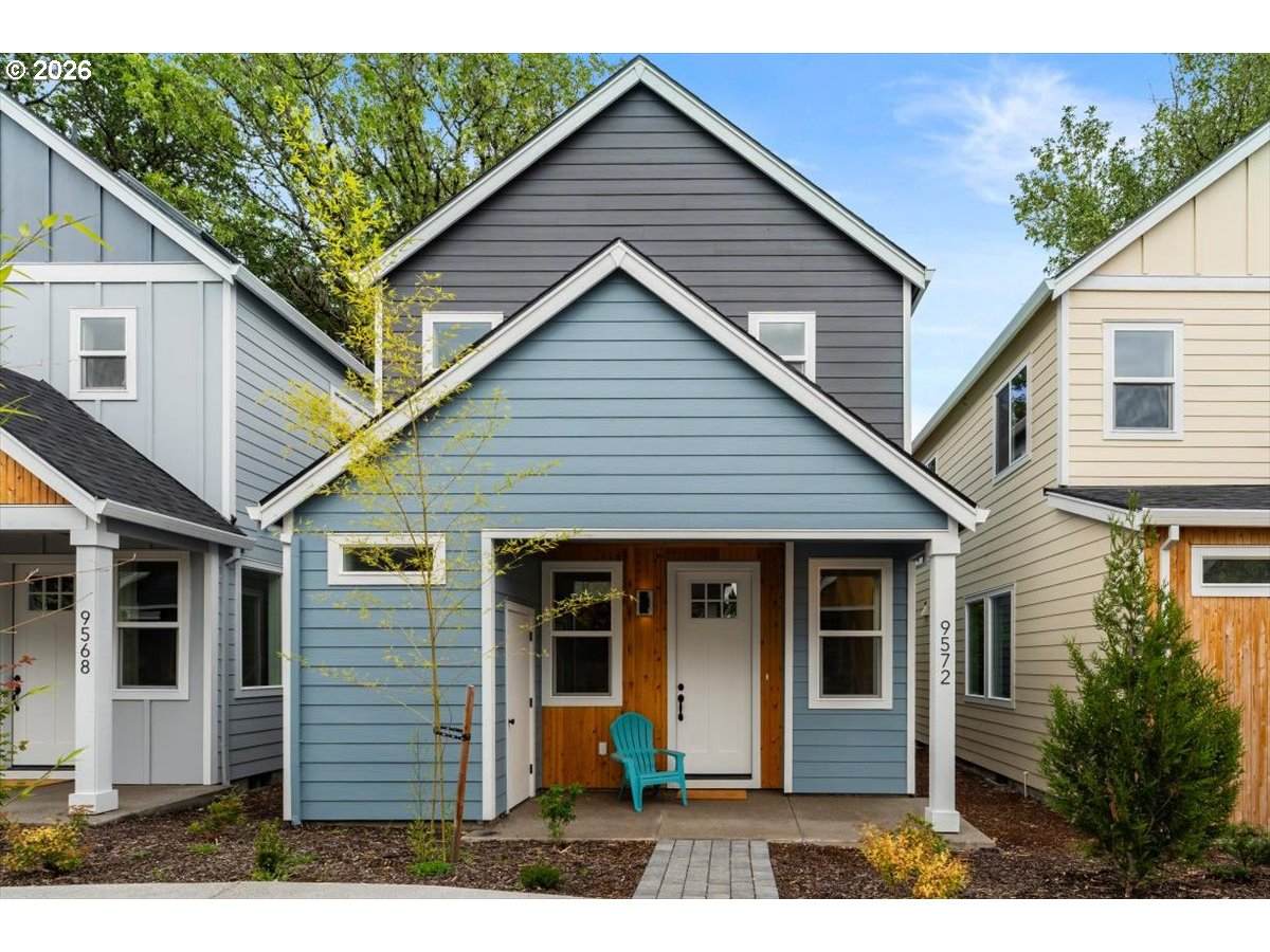 9592 91ST Ave - Photo 1