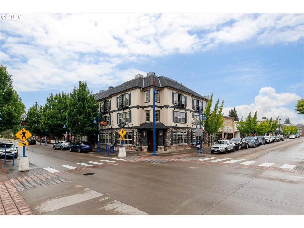 22582 Main St - Photo 1