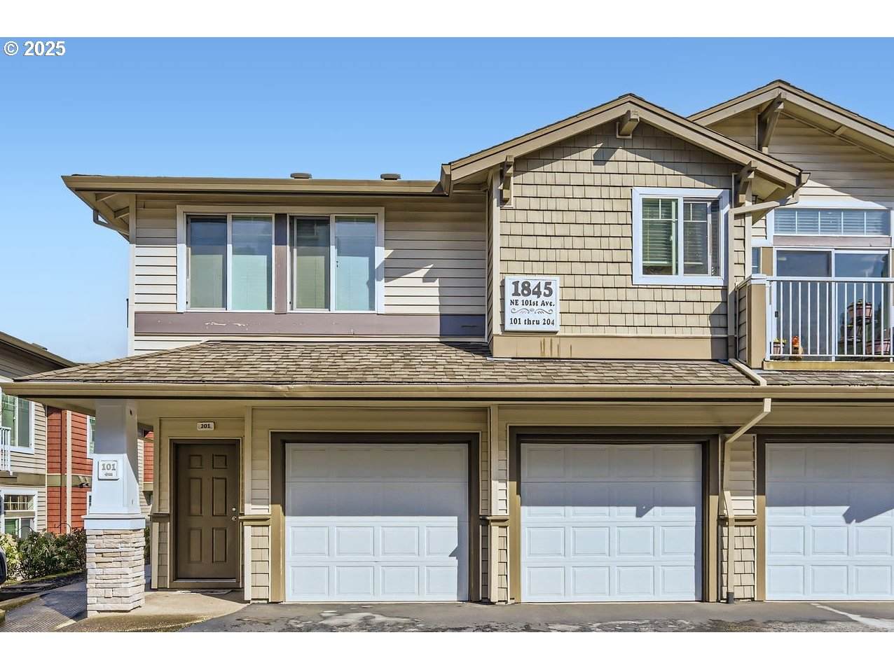 1845 101ST Ave - Photo 1