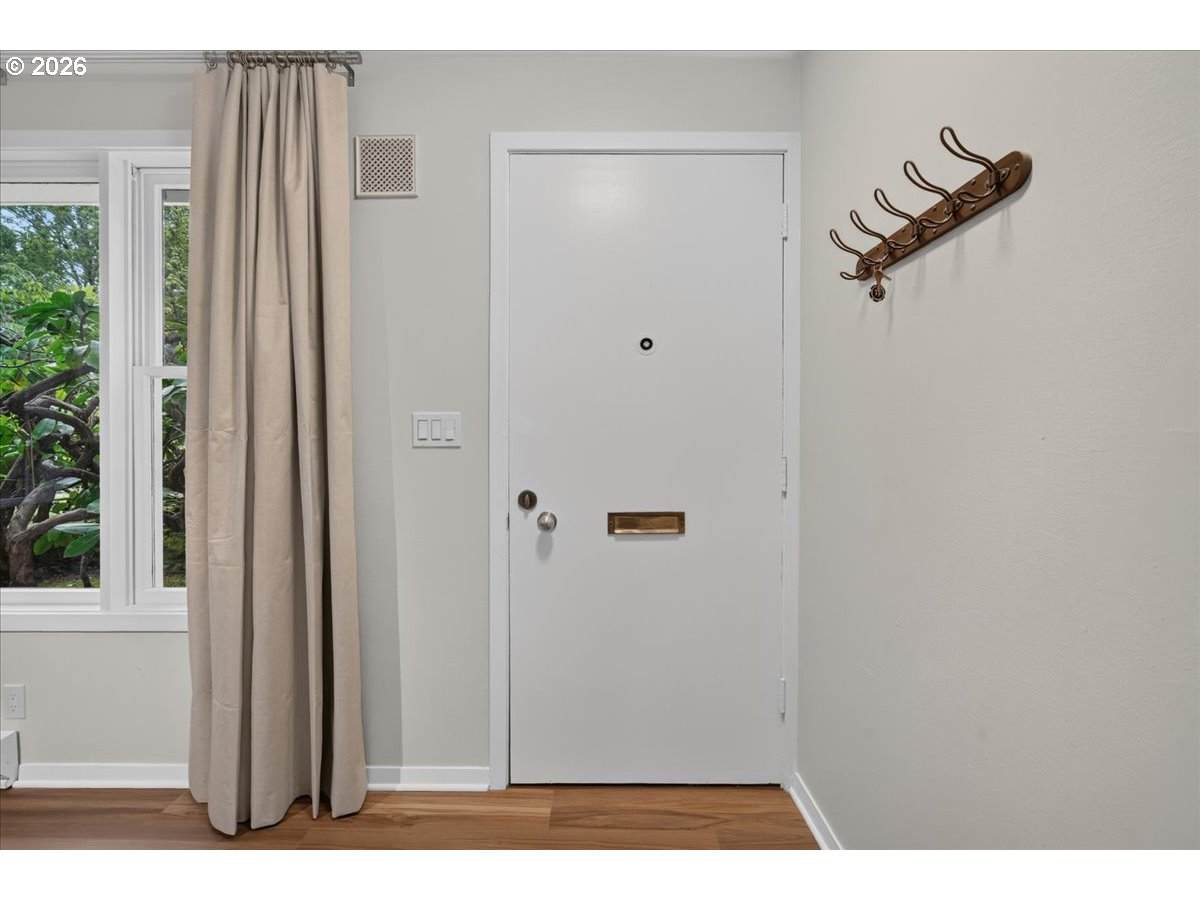 https://bt-photos.global.ssl.fastly.net/portland/orig_boomver_1_439531030-2.jpg