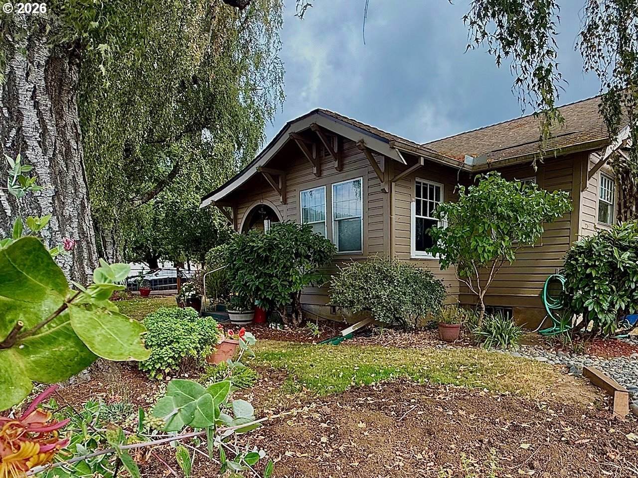 https://bt-photos.global.ssl.fastly.net/portland/orig_boomver_1_450609562-2.jpg