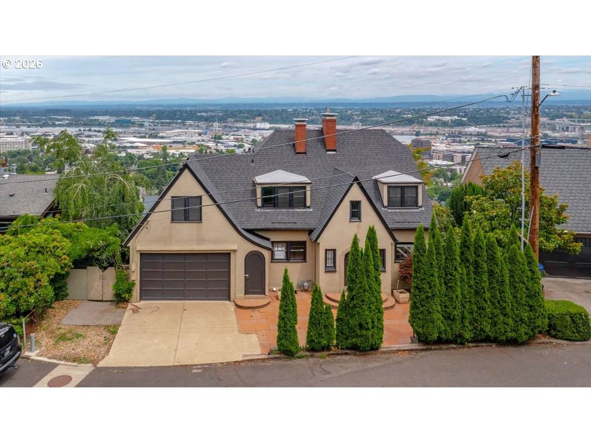 https://bt-photos.global.ssl.fastly.net/portland/orig_boomver_1_460014808-2.jpg