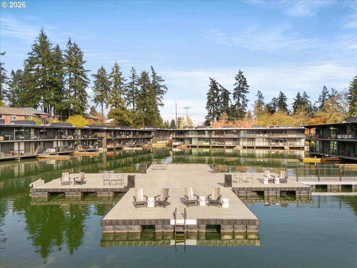 https://bt-photos.global.ssl.fastly.net/portland/orig_boomver_1_467498274-2.jpg