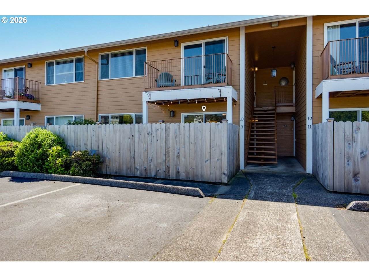 https://bt-photos.global.ssl.fastly.net/portland/1280_boomver_1_471383508-2.jpg