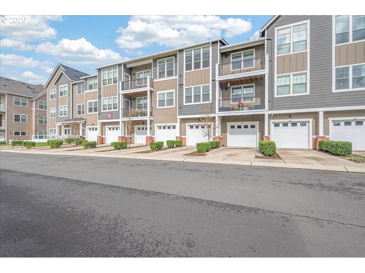 16401 Chadwick Way - Photo 1