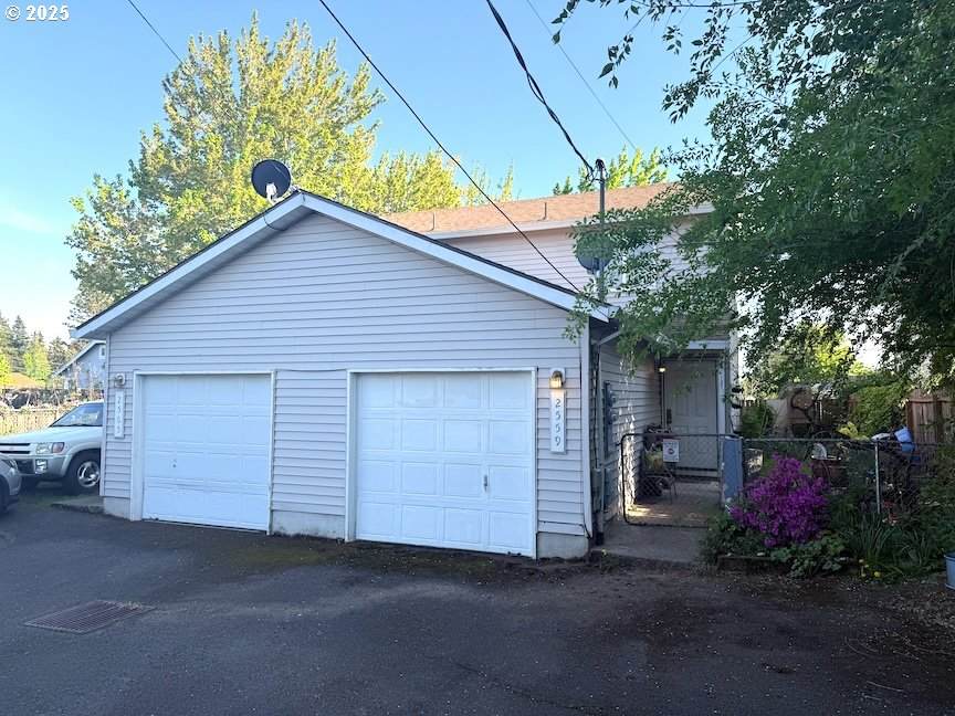 2559 87TH Ave - Photo 1