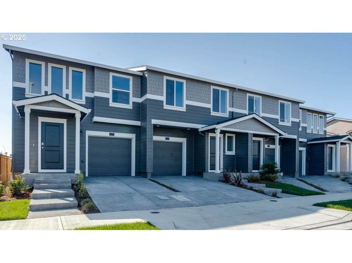 1469 Pheasant Ave - Photo 1
