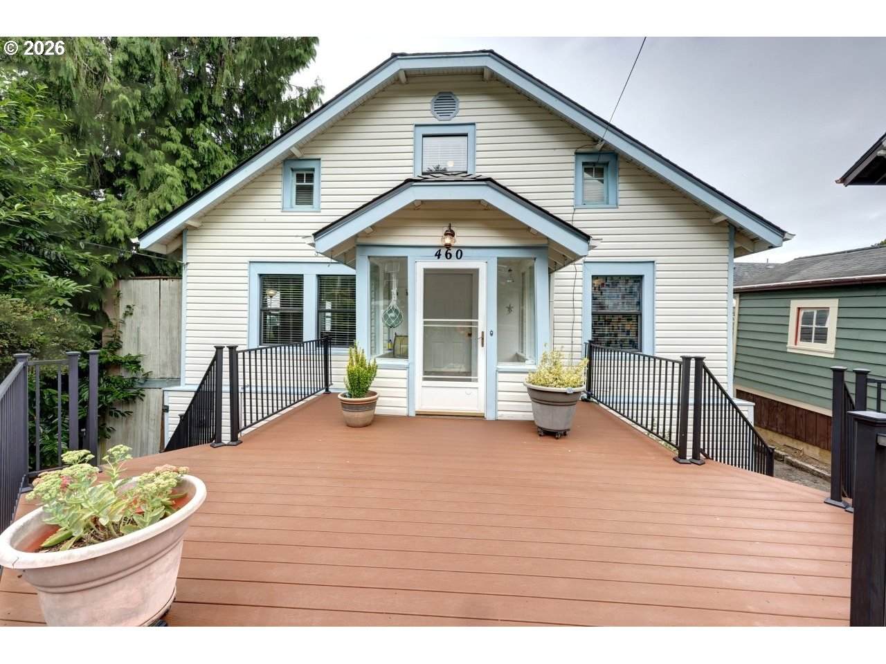 460 Alameda Ave - Photo 1
