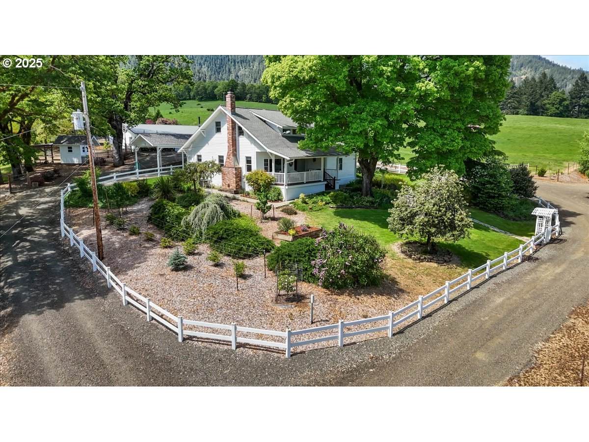 1471 Joelson Rd - Photo 1