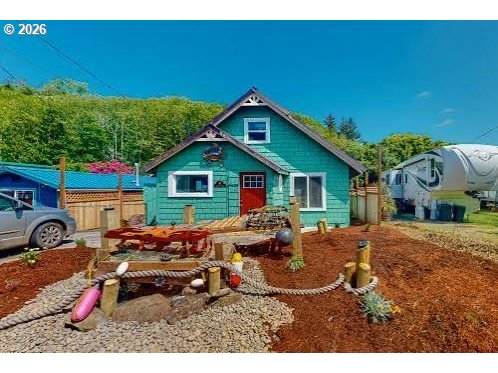 https://bt-photos.global.ssl.fastly.net/portland/orig_boomver_1_477542811-2.jpg