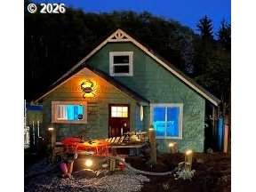https://bt-photos.global.ssl.fastly.net/portland/orig_boomver_1_477542811-2.jpg