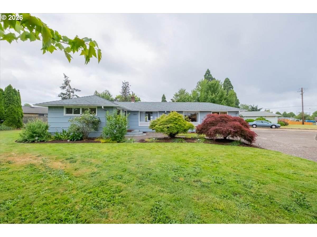 3630 Circle Dr - Photo 1