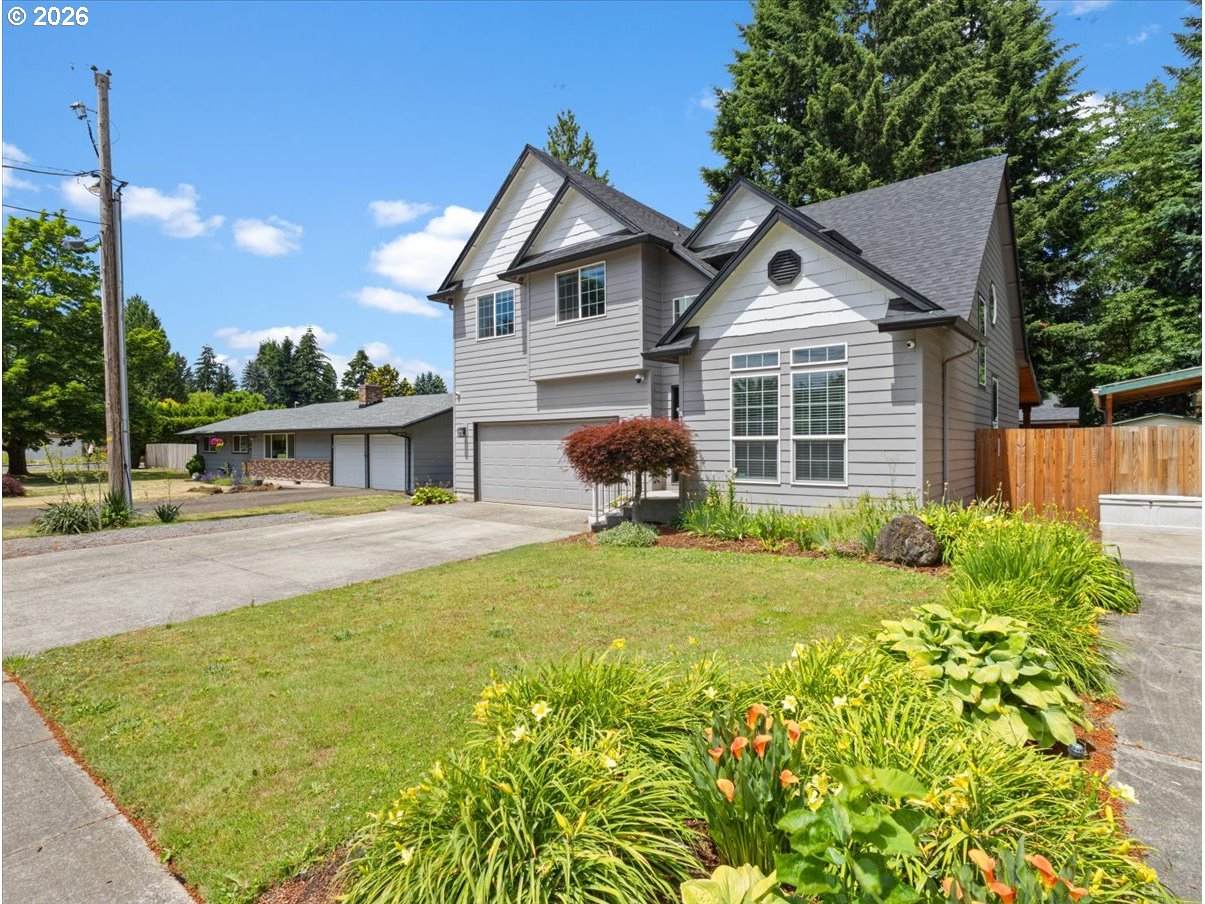 https://bt-photos.global.ssl.fastly.net/portland/orig_boomver_1_485895100-2.jpg