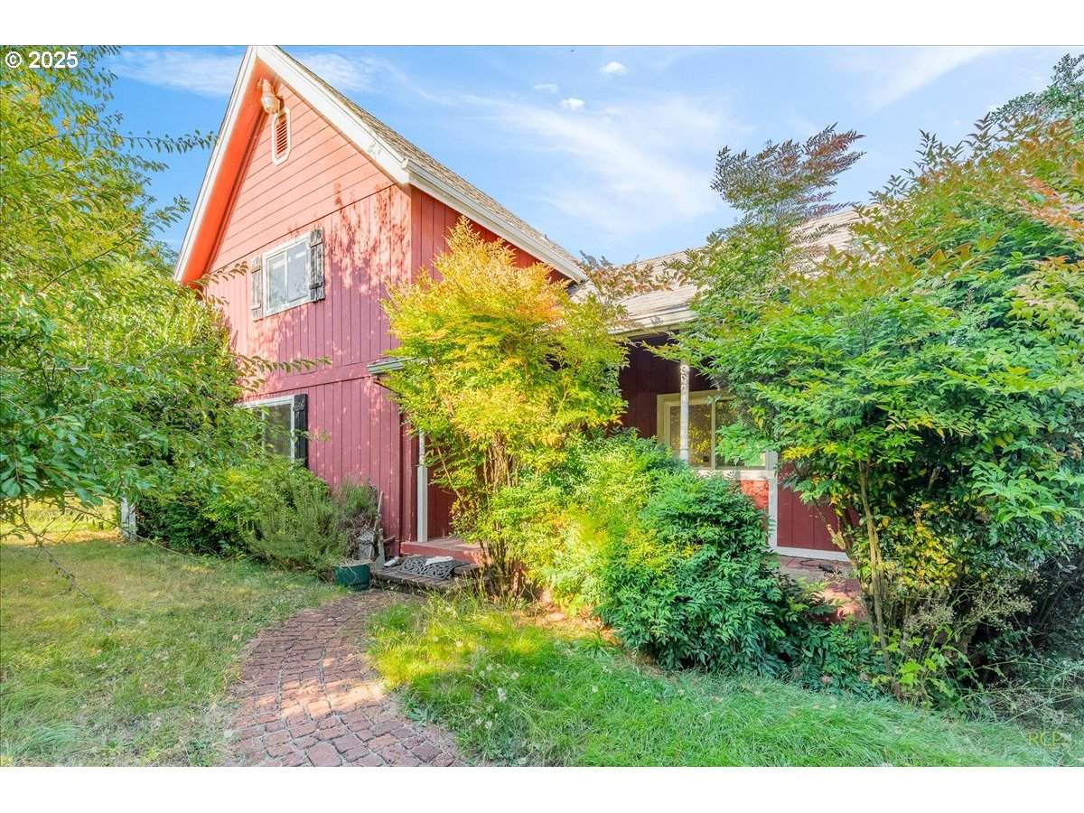 35070 Bachelor Flat Rd - Photo 1