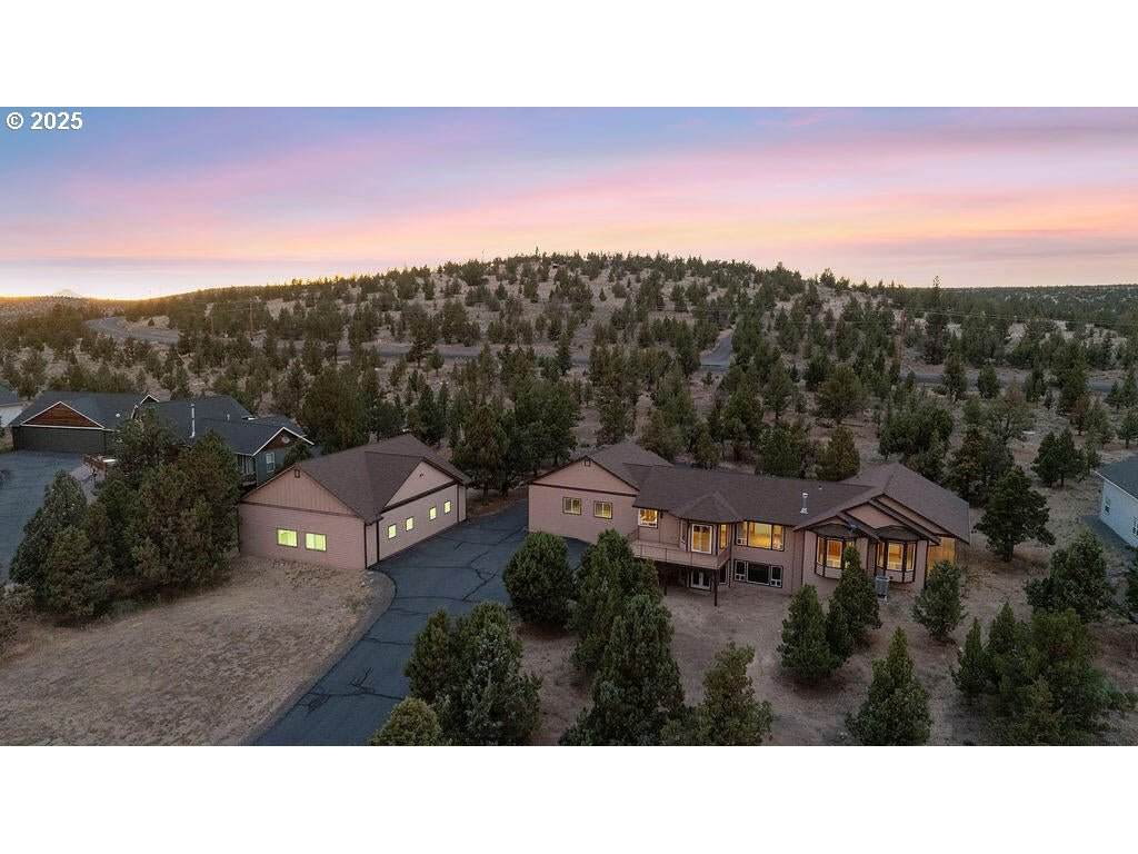 2263 Landings Way - Photo 1