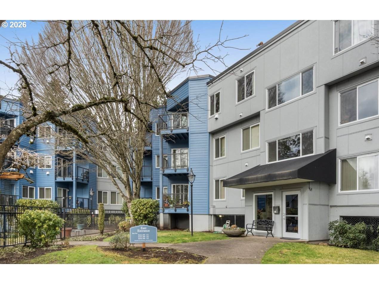 8720 Tualatin Rd - Photo 1