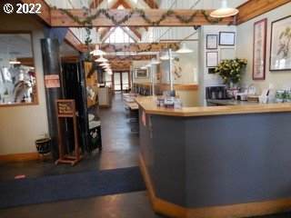 https://bt-photos.global.ssl.fastly.net/portland/orig_boomver_1_535798715-2.jpg