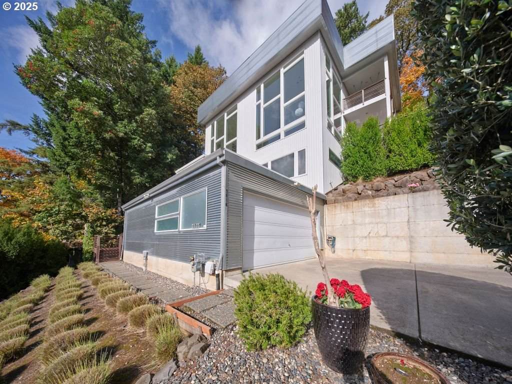 3816 Edgewood Dr - Photo 1