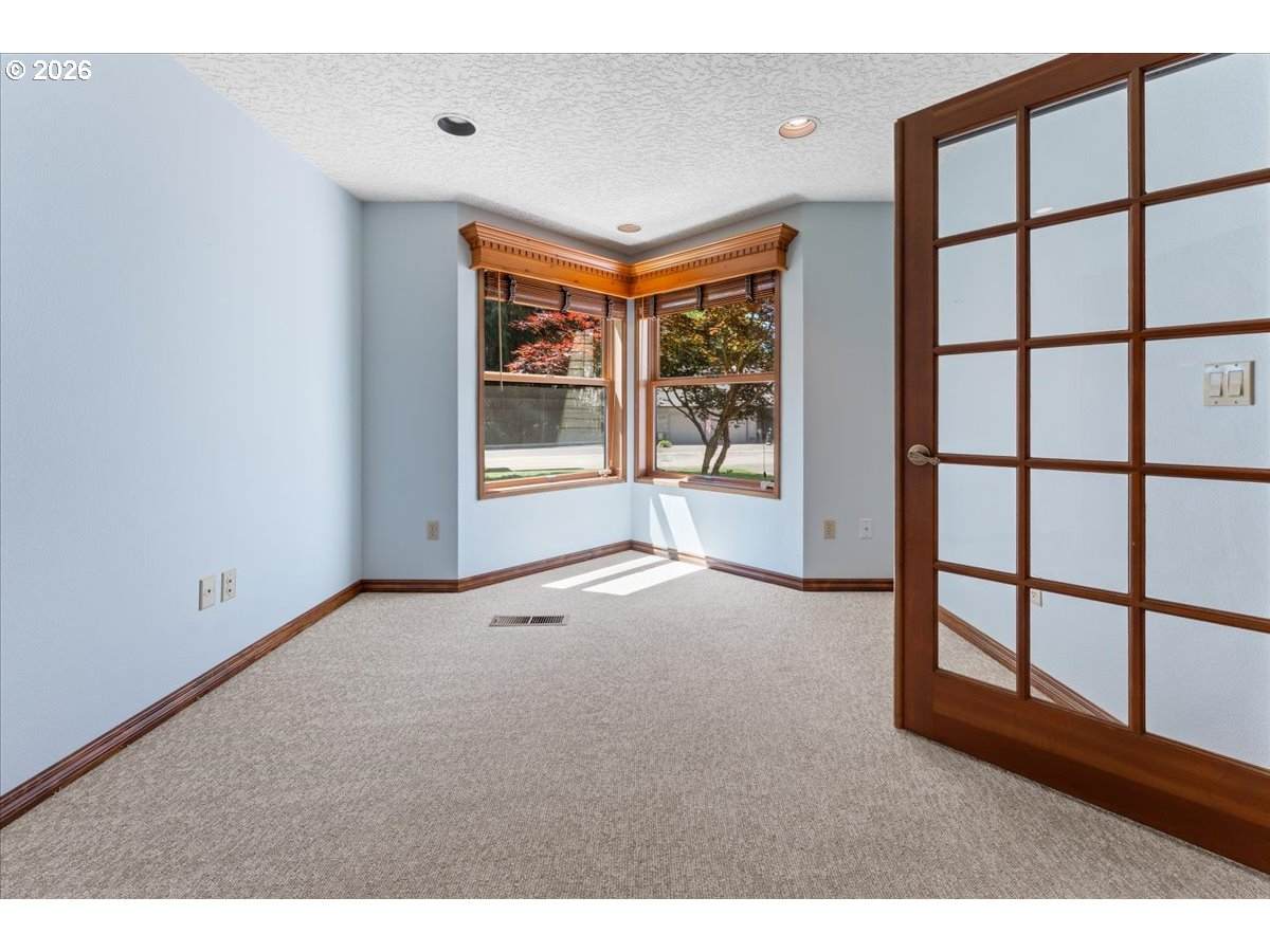 https://bt-photos.global.ssl.fastly.net/portland/orig_boomver_1_547325943-2.jpg