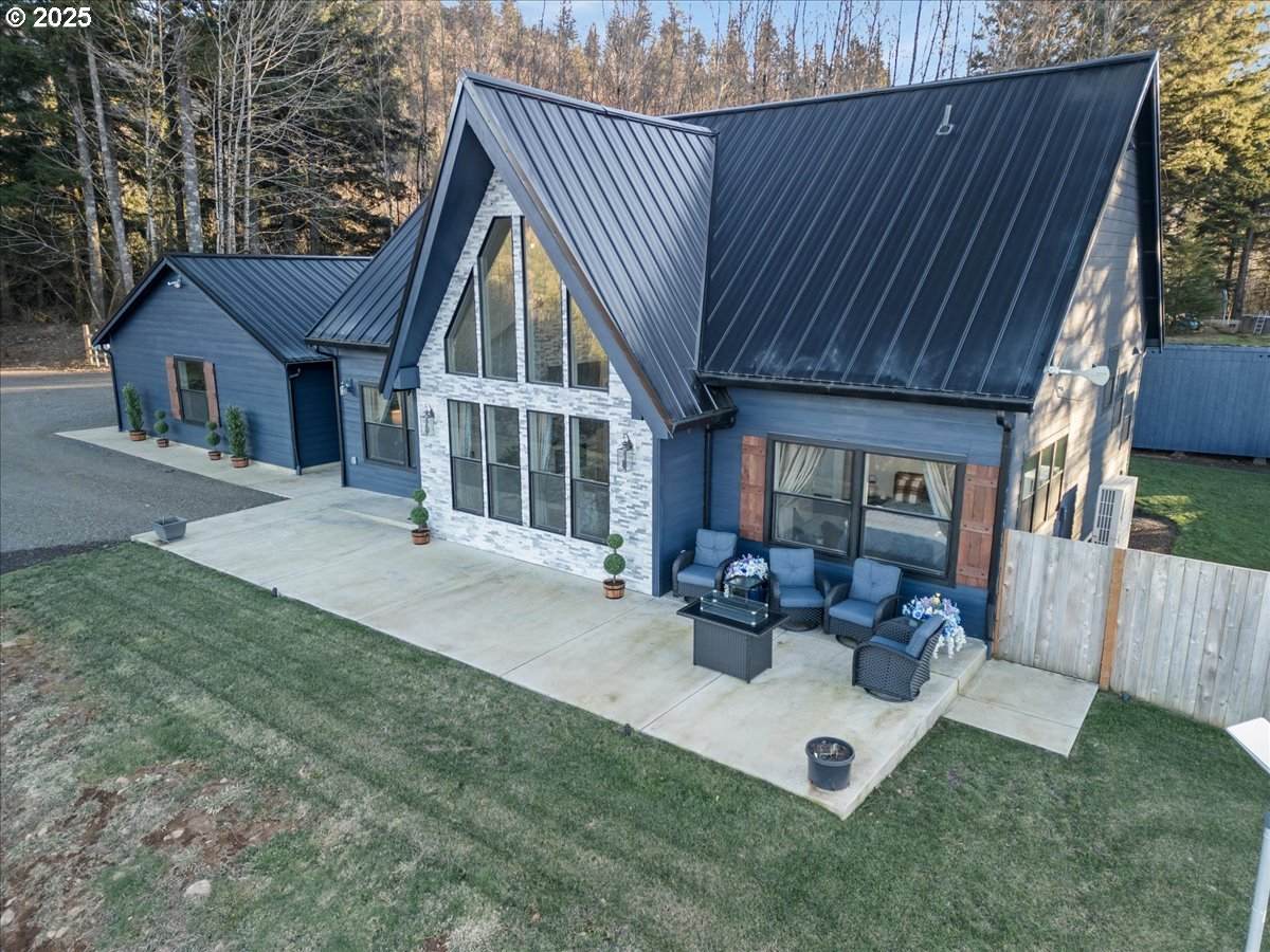 1141 Cedar Falls Rd - Photo 1