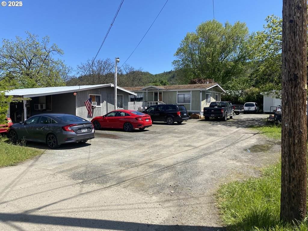 1110 Old Pacific Hwy - Photo 1