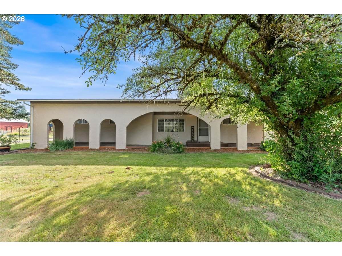 30703 Railroad Ave - Photo 1