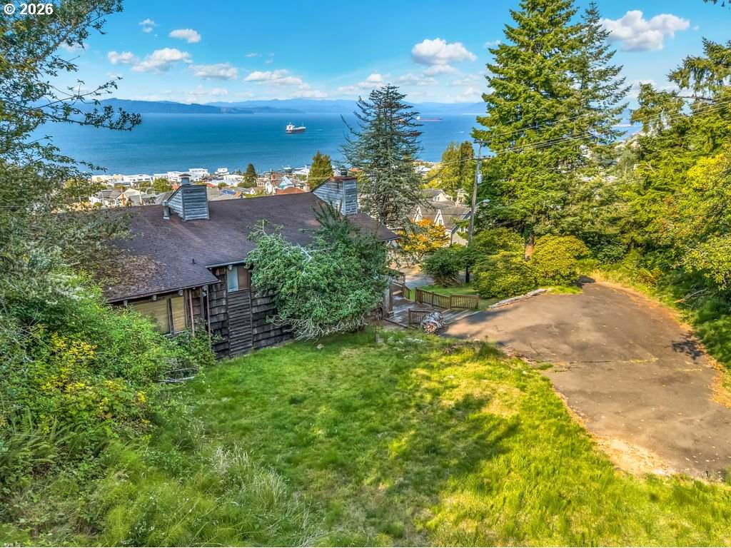 https://bt-photos.global.ssl.fastly.net/portland/orig_boomver_1_585410126-2.jpg