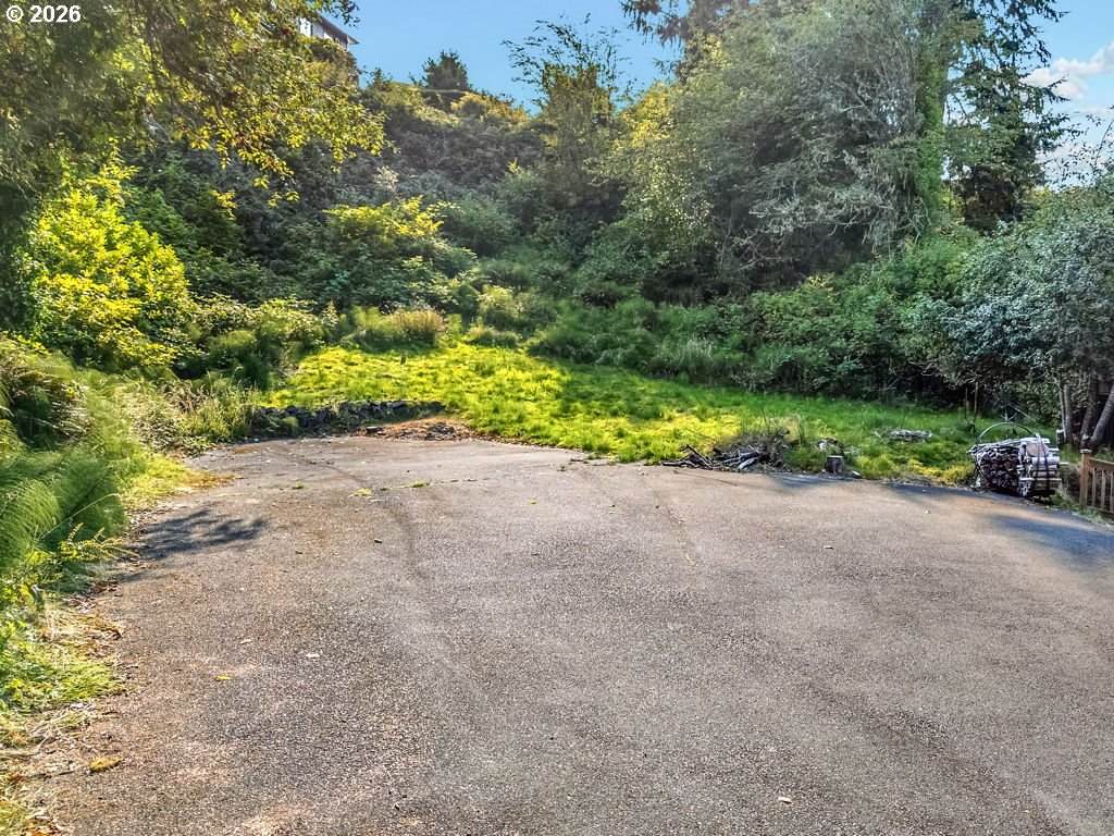 https://bt-photos.global.ssl.fastly.net/portland/orig_boomver_1_585410126-2.jpg
