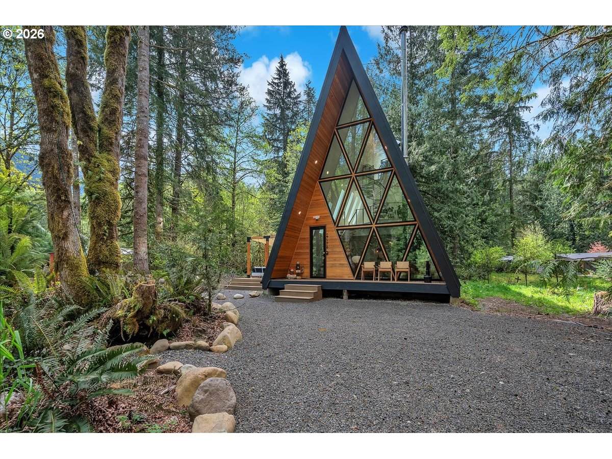 https://bt-photos.global.ssl.fastly.net/portland/1280_boomver_1_598725854-2.jpg