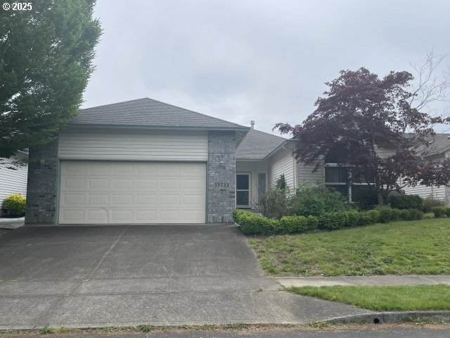 15732 Russell St - Photo 1
