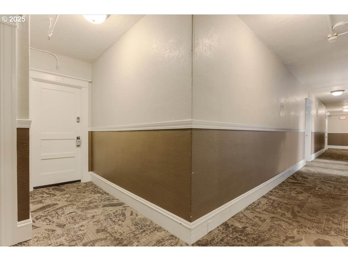 https://bt-photos.global.ssl.fastly.net/portland/orig_boomver_1_613593666-2.jpg