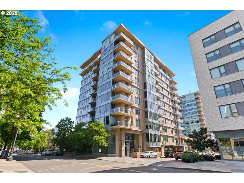 1930 River Dr - Photo 1