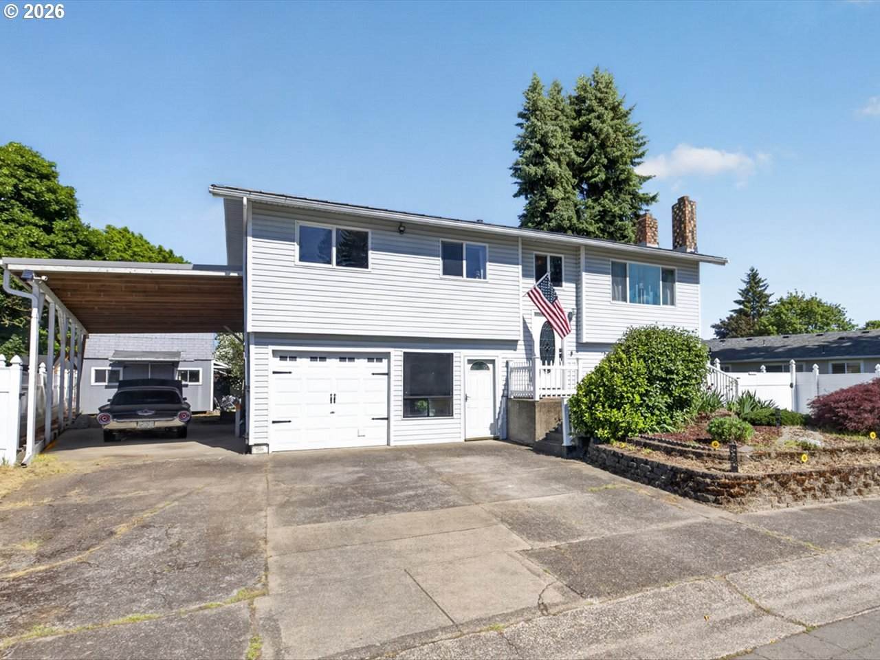 https://bt-photos.global.ssl.fastly.net/portland/orig_boomver_1_622092743-2.jpg