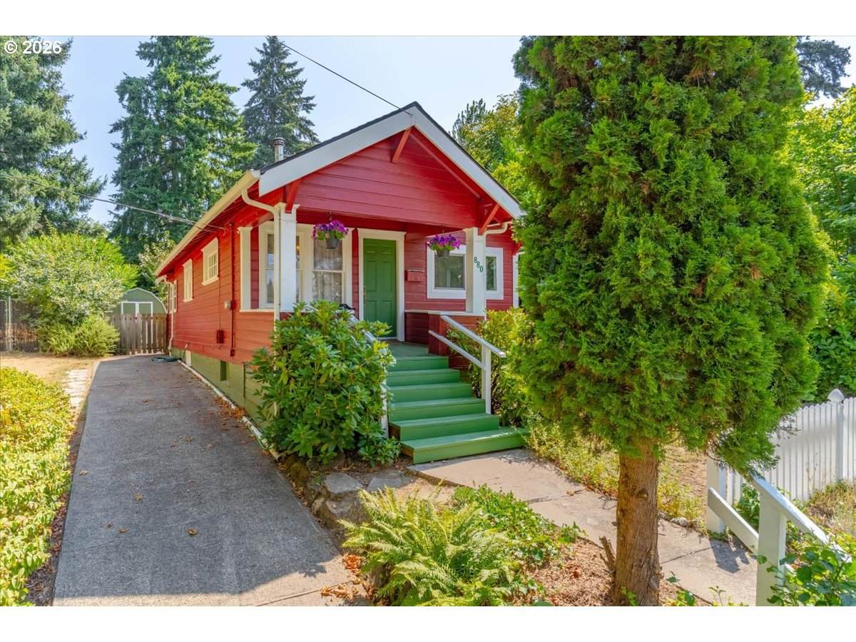 https://bt-photos.global.ssl.fastly.net/portland/orig_boomver_1_647412715-2.jpg