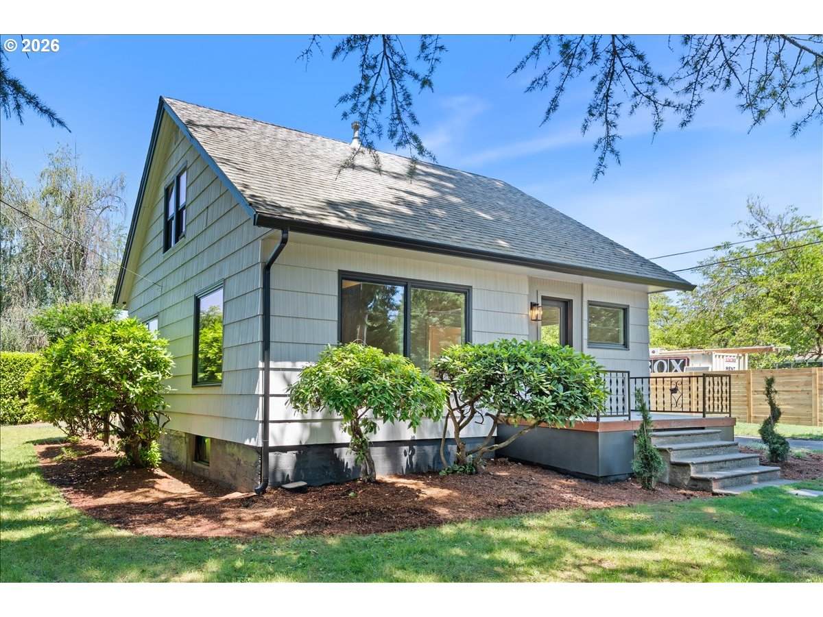 https://bt-photos.global.ssl.fastly.net/portland/orig_boomver_1_655511787-2.jpg
