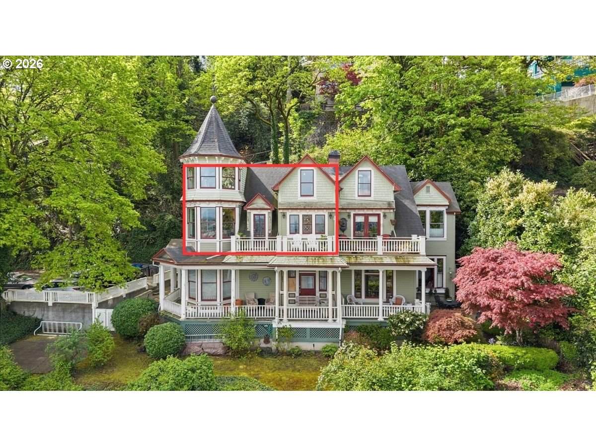 1931 14TH Ave - Photo 1
