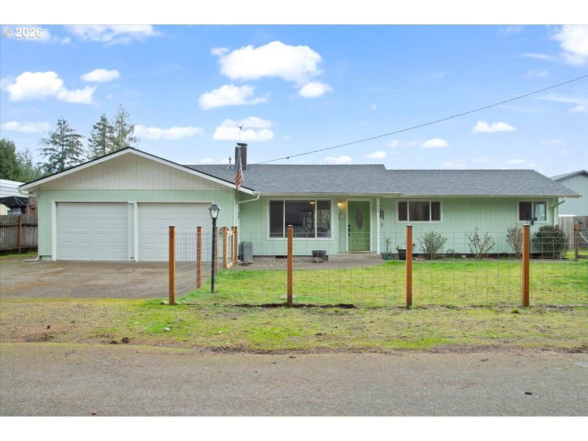247 Cedar St - Photo 1