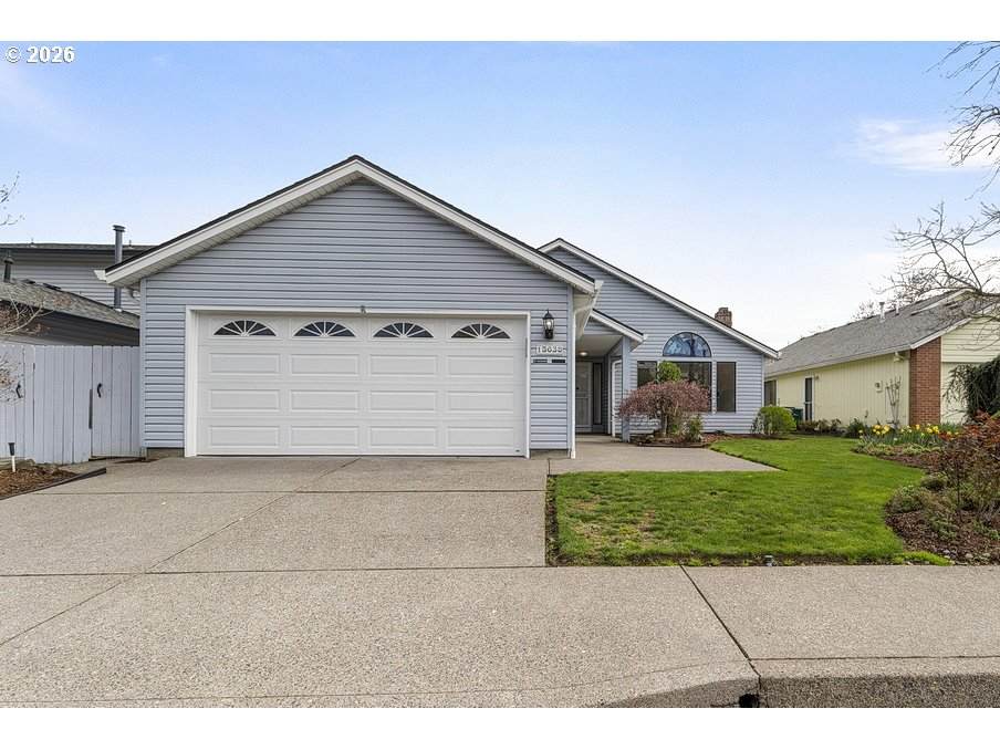 15638 Russell Pl - Photo 1