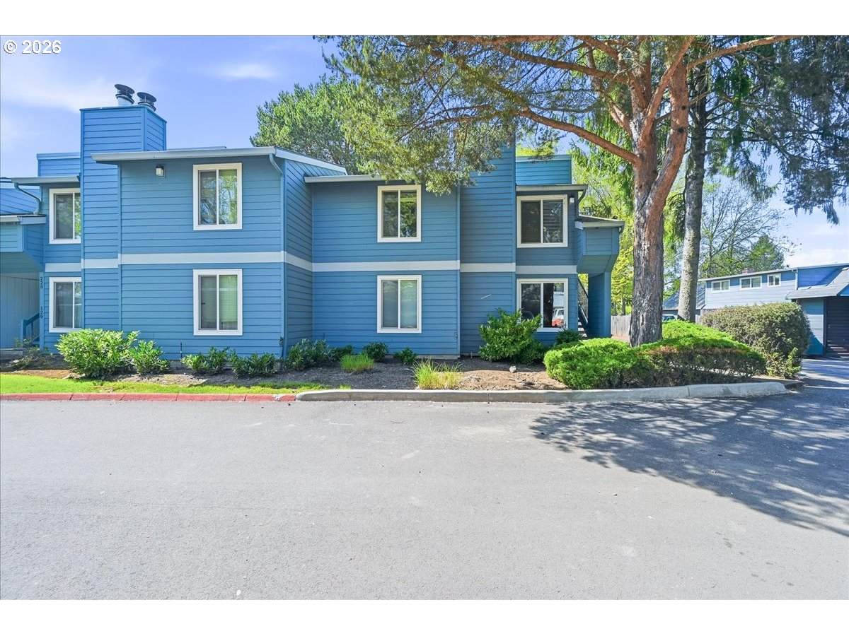 2330 Brookwood Ave - Photo 1