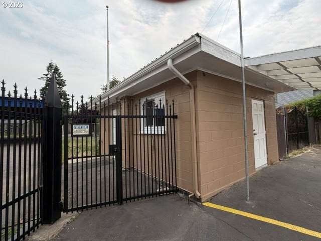 https://bt-photos.global.ssl.fastly.net/portland/orig_boomver_1_690037845-2.jpg