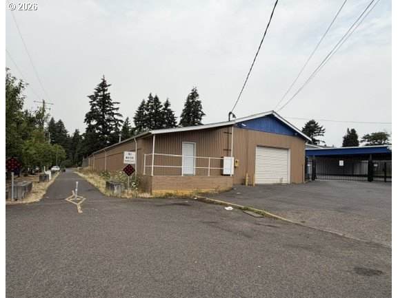 https://bt-photos.global.ssl.fastly.net/portland/orig_boomver_1_690037845-2.jpg