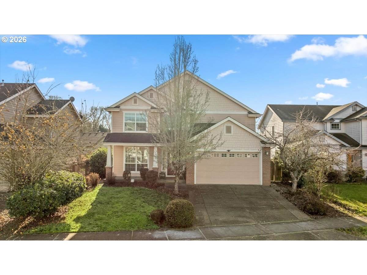 1572 Marten Ave - Photo 1