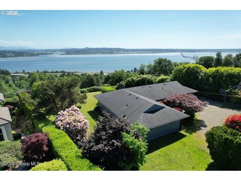 205 Kensington Ave - Photo 1